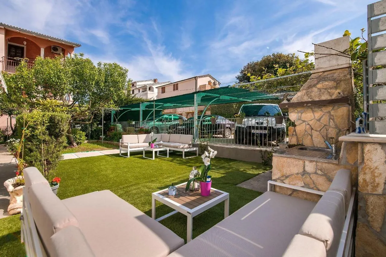 Apartments Lovric Pula