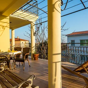 https://apartment-majoran.pula-hotels.org