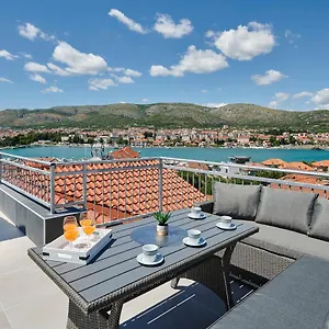 apartments-zaja-trogir.splithotels.org/