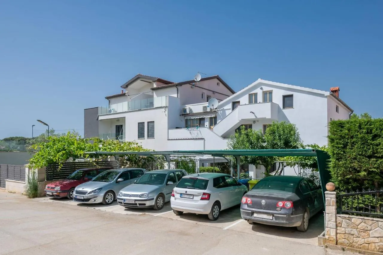 Apartments Lovric Pula