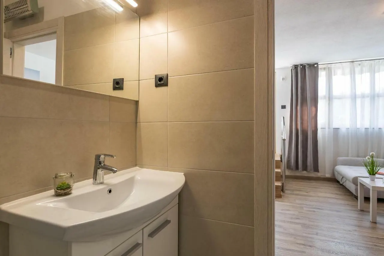 Apartments Lovric Pula