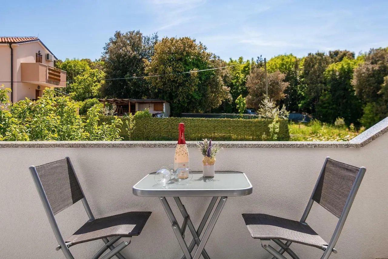Apartments Lovric Pula