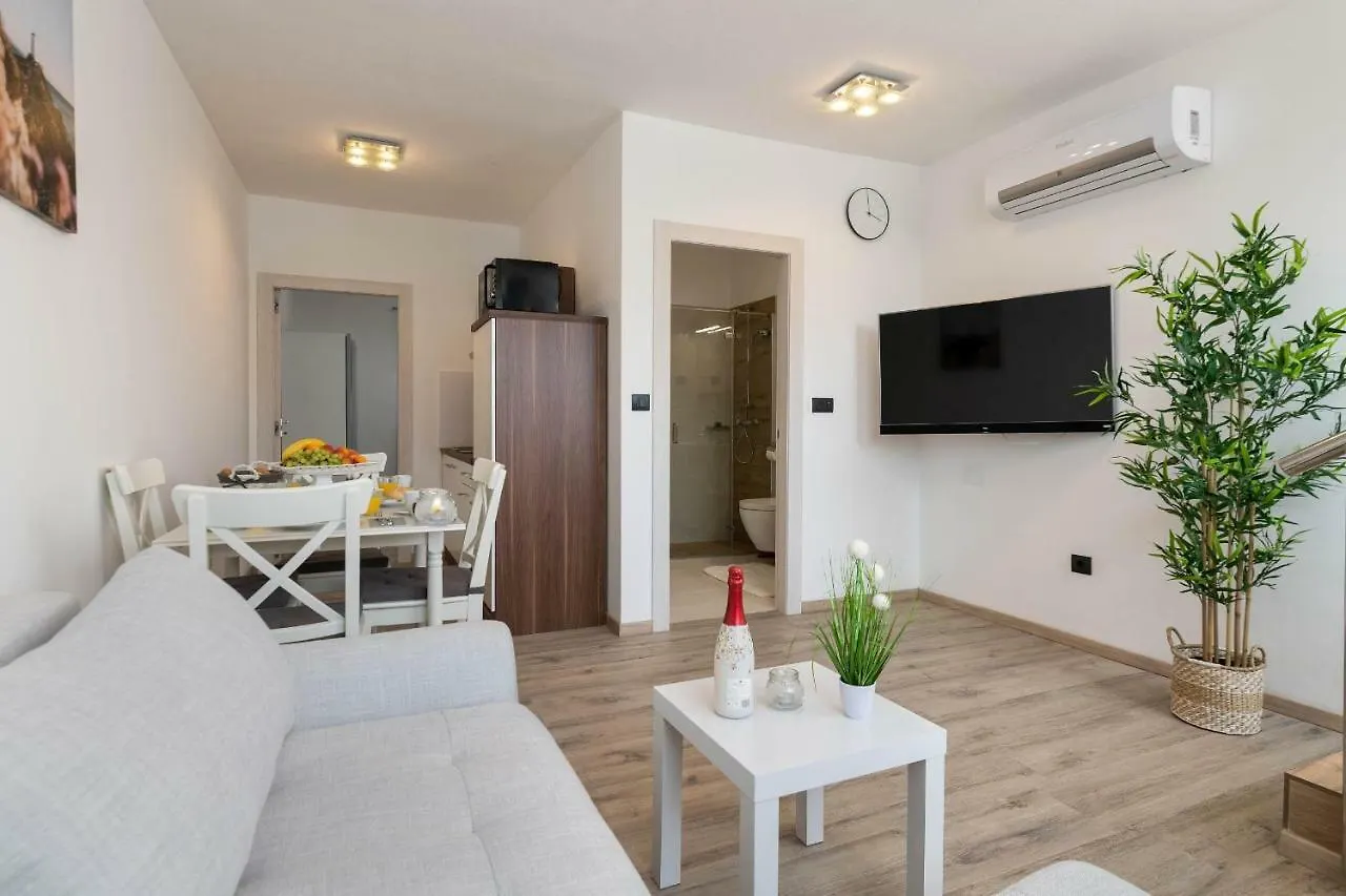 Apartments Lovric Pula
